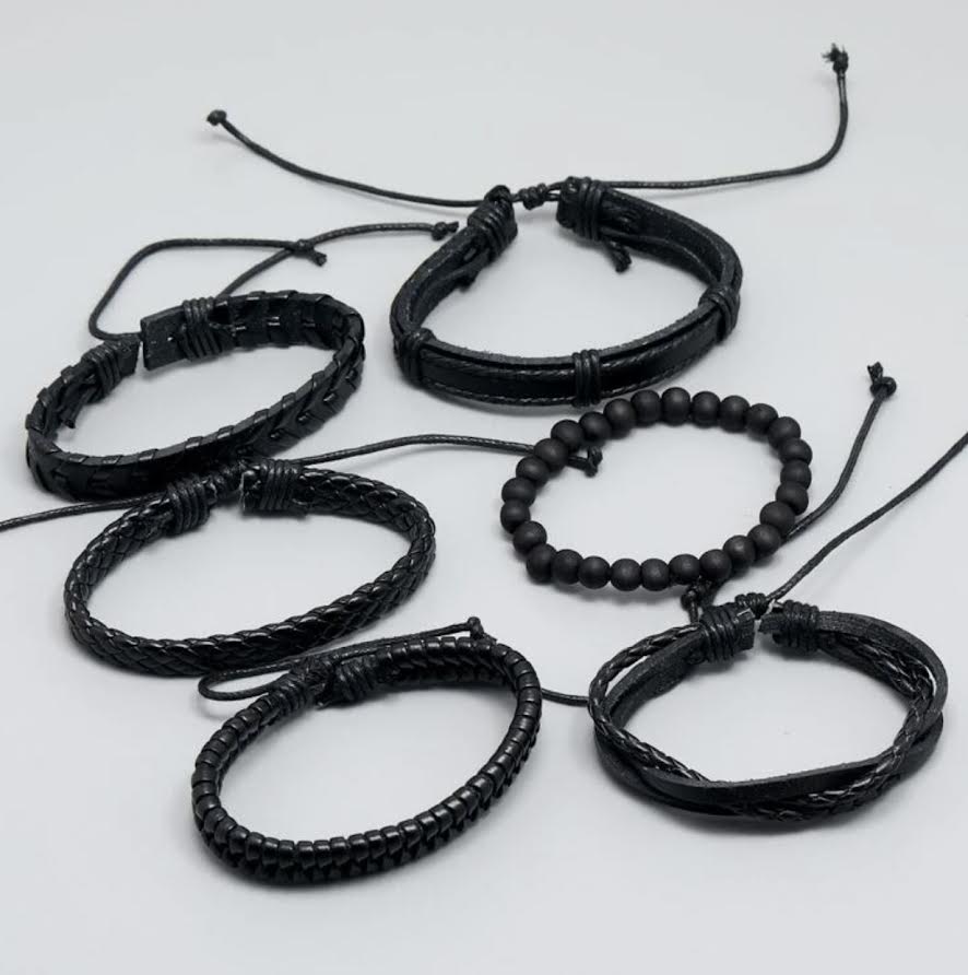 PULSERAS DE CUERO